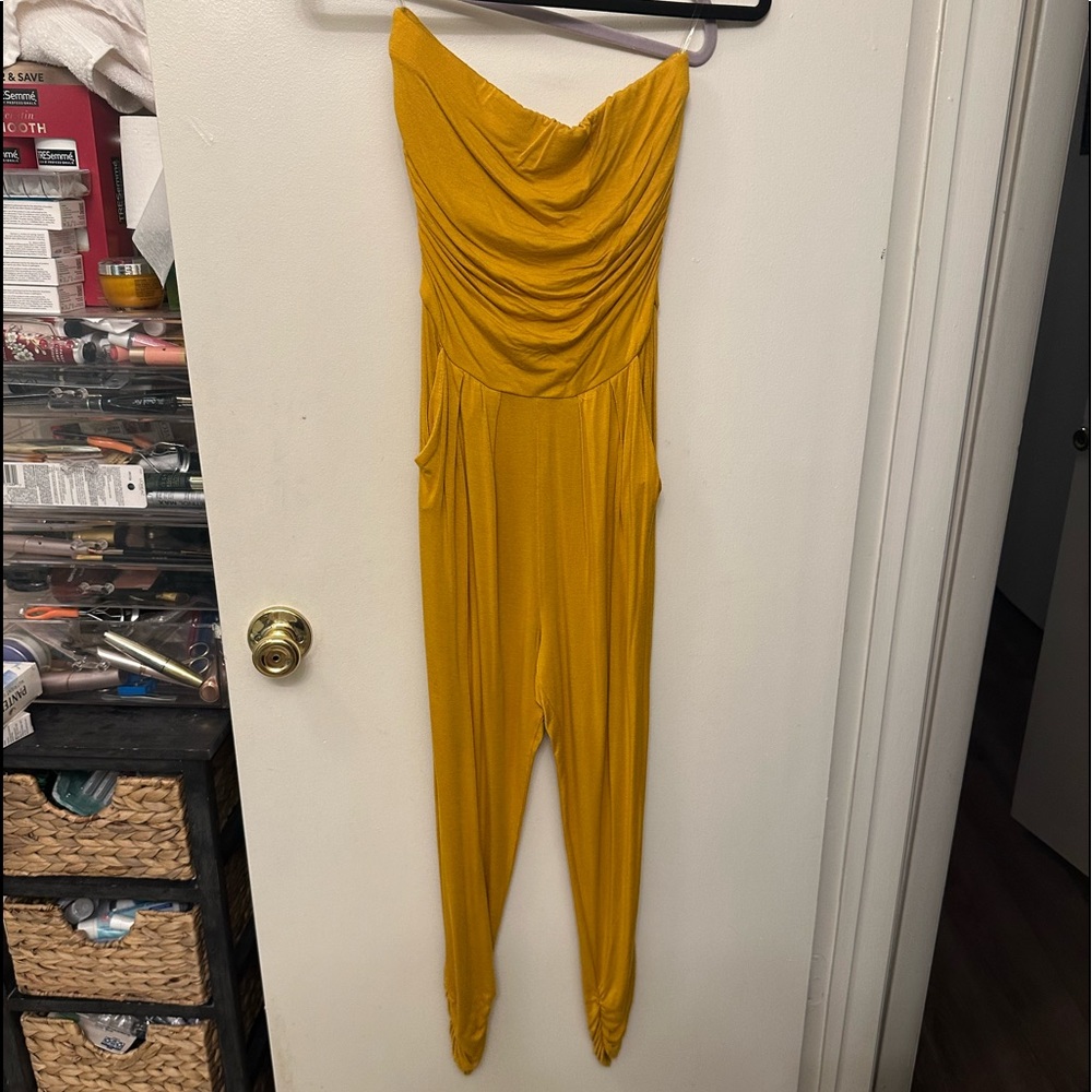 Strapless jumpsuit. Size small